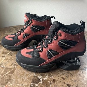 Z Coil High Desert Hiker Red Trail Hiking Boots Women's Size 8.5